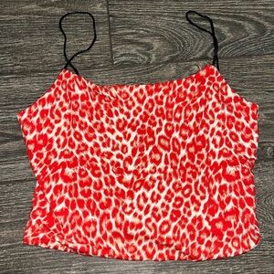 cropped leopard print top